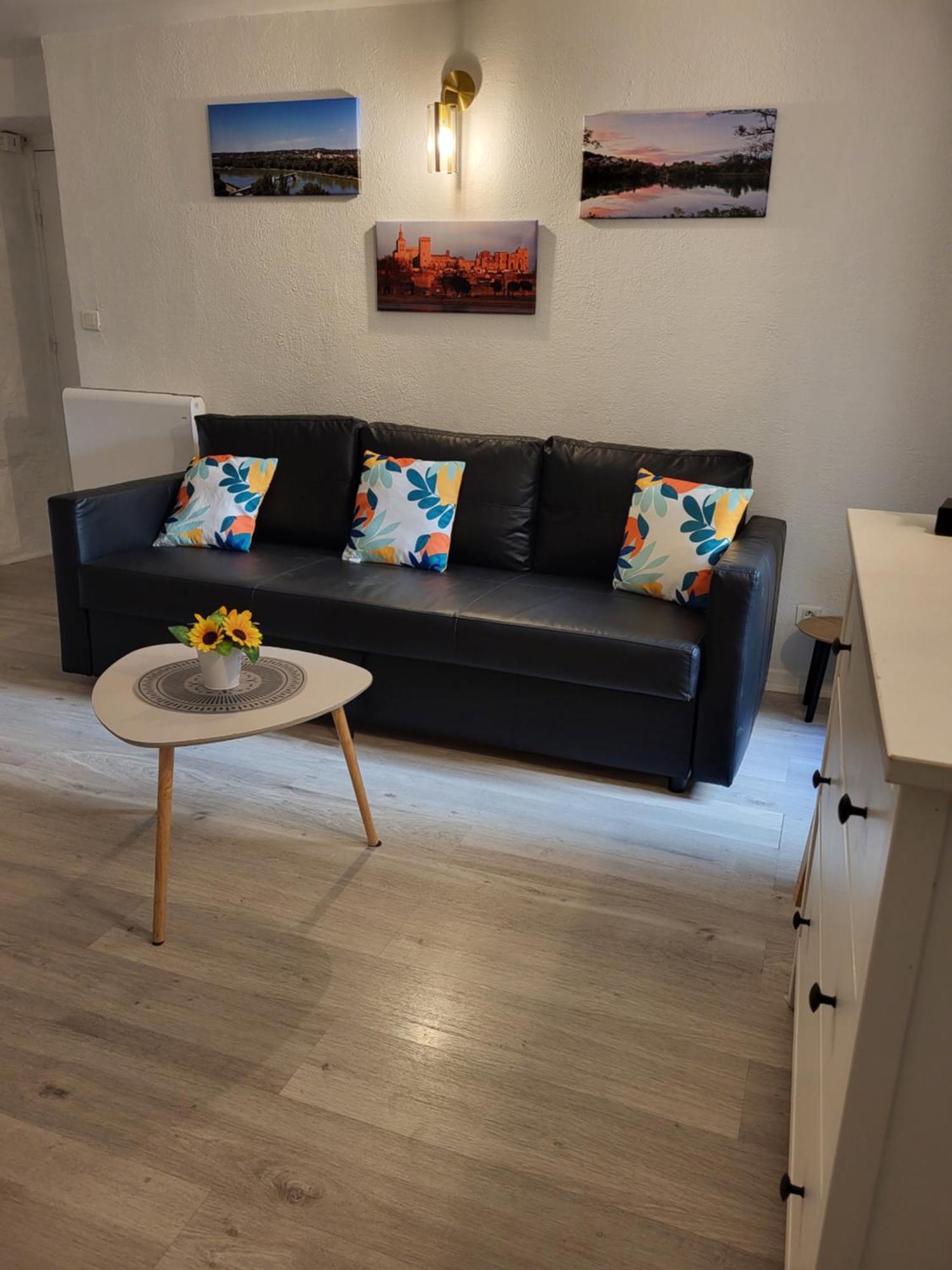 Studio/2 Pieces, Terrasse Avignon Luaran gambar